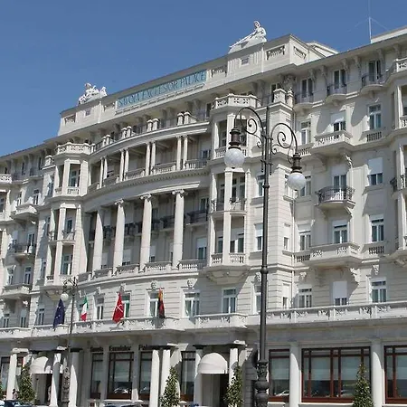 Hotel Savoia Excelsior Palace - Starhotels Collezione 4*