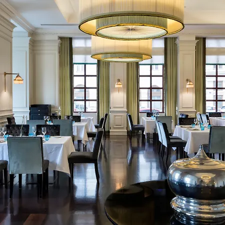 Savoia Excelsior Palace - Starhotels Collezione 4*