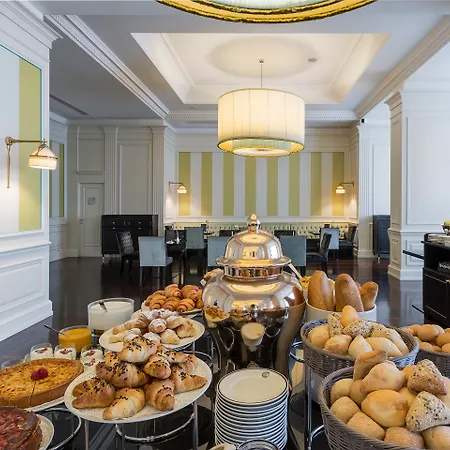 Savoia Excelsior Palace - Starhotels Collezione Hotel