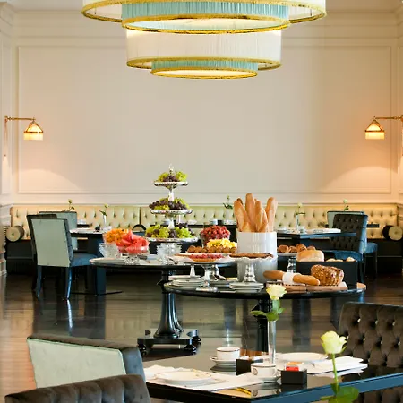 Savoia Excelsior Palace - Starhotels Collezione Hotel 4*