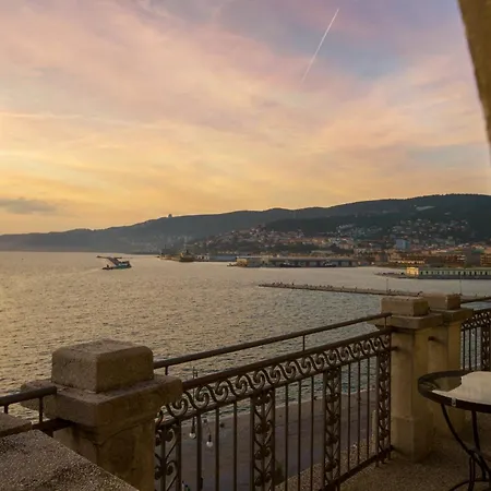 Savoia Excelsior Palace - Starhotels Collezione Отель Триест