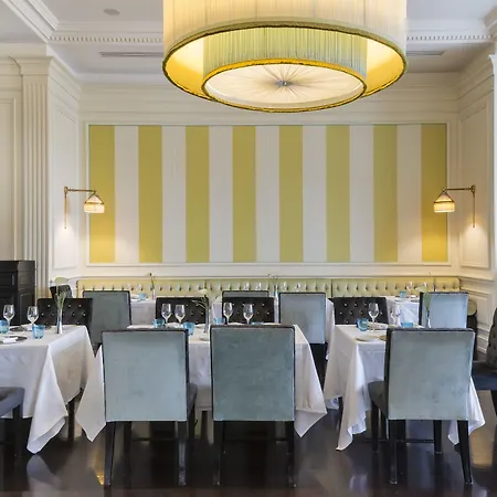 Hotel Savoia Excelsior Palace - Starhotels Collezione 4*