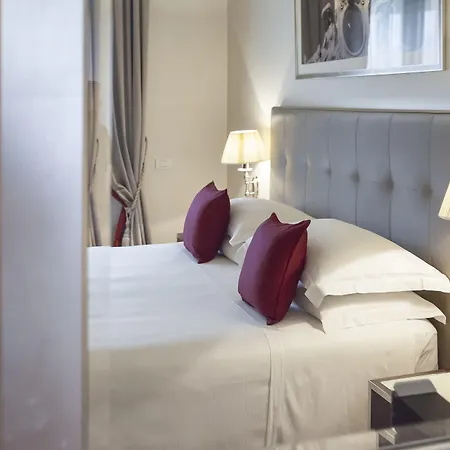 サボイア エクセルシオール パレス スターホテルズ コレッツィオーネ 4*