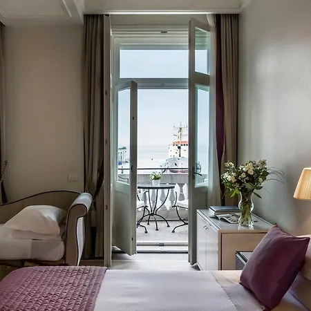Savoia Excelsior Palace - Starhotels Collezione Hotel 4*