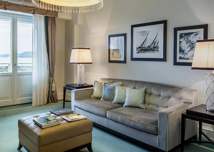 Savoia Excelsior Palace - Starhotels Collezione Hotel 4*