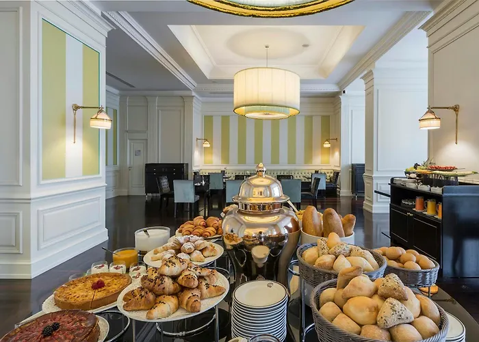 Savoia Excelsior Palace - Starhotels Collezione 4*